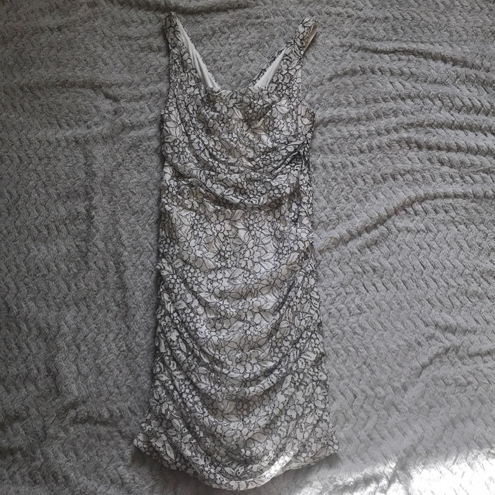 Lace Express Dress